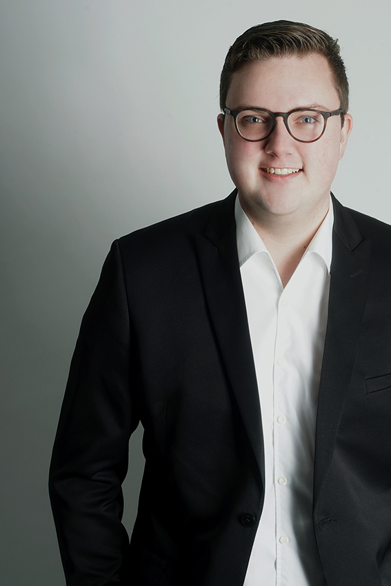 Bewerbungsfotos fotografiert von Fotostudio Witten - Kristina Bruns